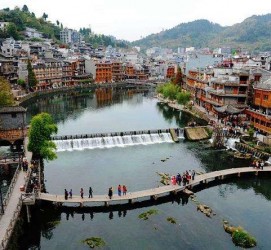 盐城长沙旅游攻略(长沙旅游攻略景点必去二日游)