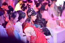 盐城汉服模特兼职(想做汉服模特去哪里找)