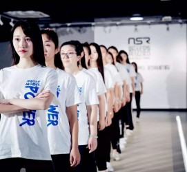 盐城南京少儿模特兼职(南京潮童星少儿模特培训地址)