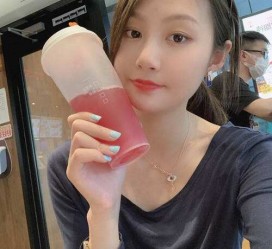 盐城雇用网红商务伴游女(雇用网红商务伴游女员工)