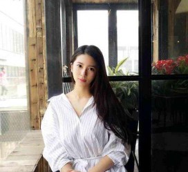 盐城女友兼职模特的小说(女友兼职模特的小说保举)