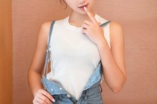 盐城包含上海兼职女伴游模特预约小薇微信的词条