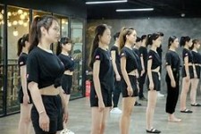 盐城兼职模特进修班(学生怎么兼职模特)