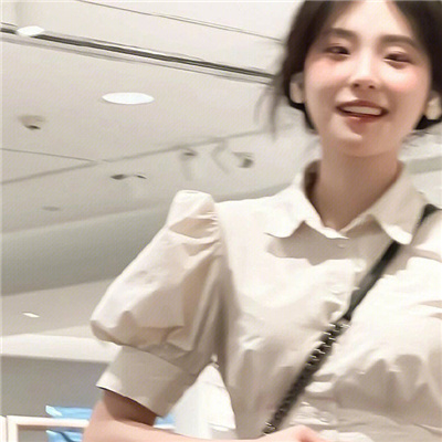 盐城高端纯出女孩雇用(高端名媛定造)奢华游艇豪侈生活月入50W