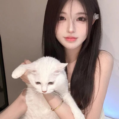 盐城伴游女生陈露晞的资料