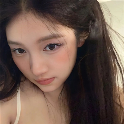 盐城伴游女生张末薇的资料