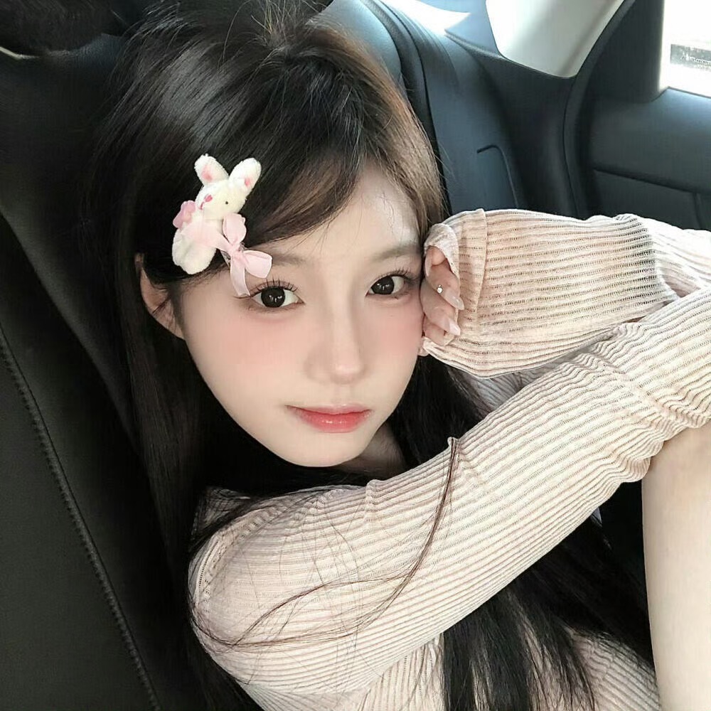 盐城伴游女生沈欣白的资料