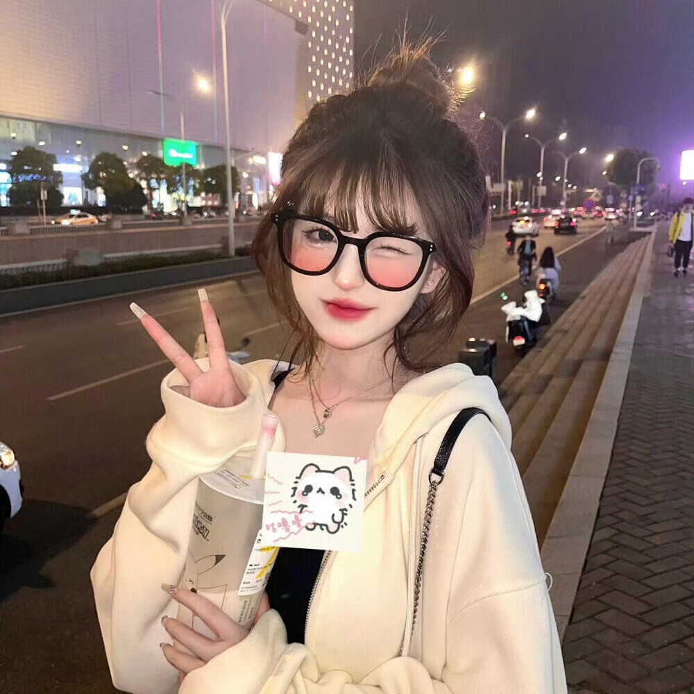 盐城伴游女生KIKI的资料